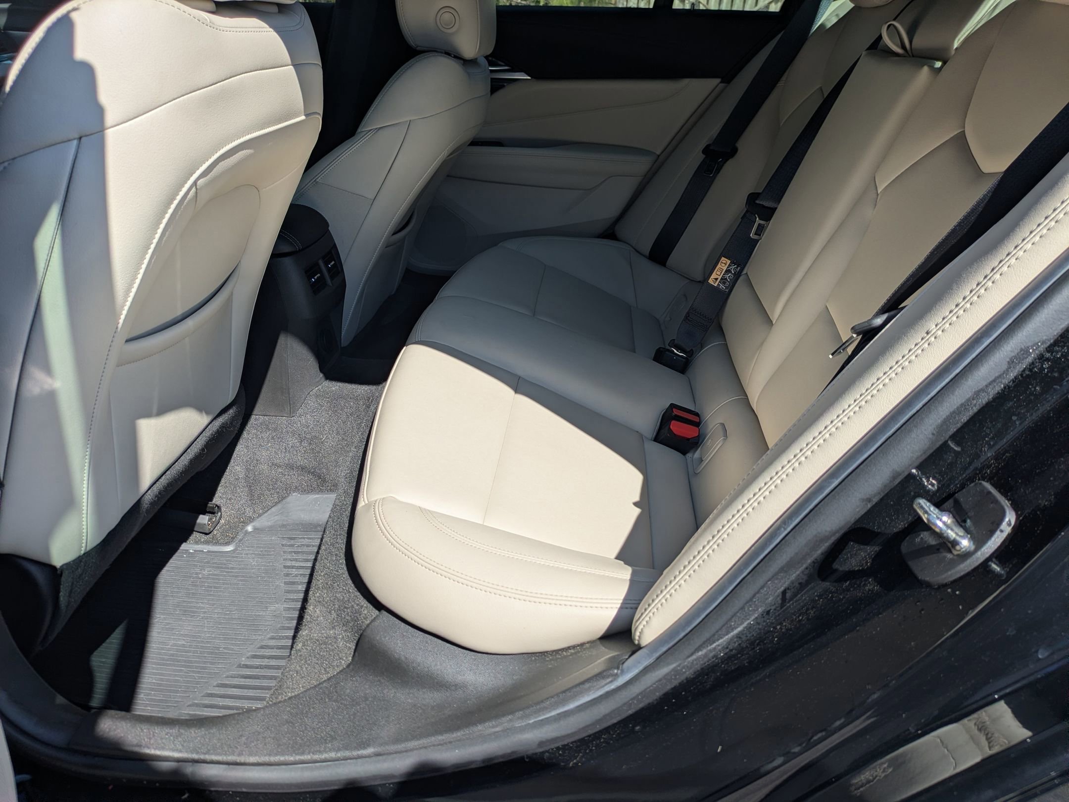 Used 2023 Cadillac CT4 Luxury w/ Sun And Sound Package image 29