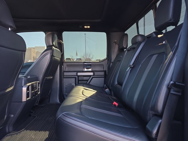 Certified 2022 Ford F450 Platinum w/ FX4 Off-Road Package image 26