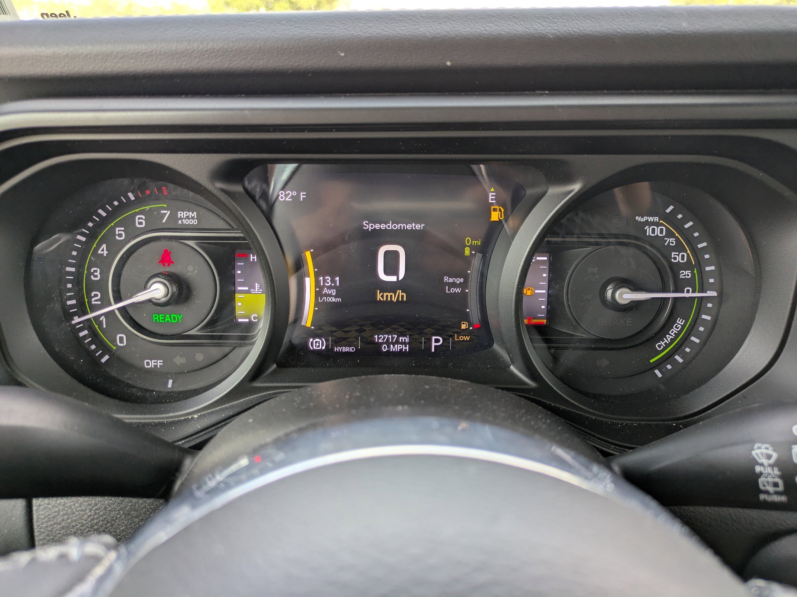 Used 2025 Jeep Wrangler Unlimited Sahara w/ Safety Group AWD/4WD image 22