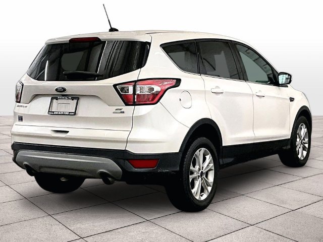 Certified 2017 Ford Escape SE AWD/4WD image 11