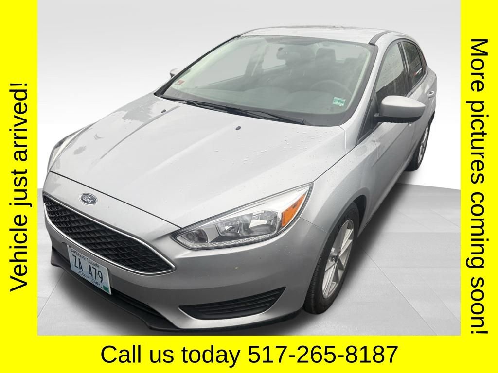 Certified 2018 Ford Focus SE FWD image 2