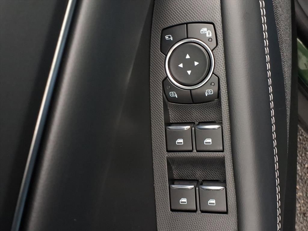 Certified 2025 Ford Mustang Mach-E Premium image 17