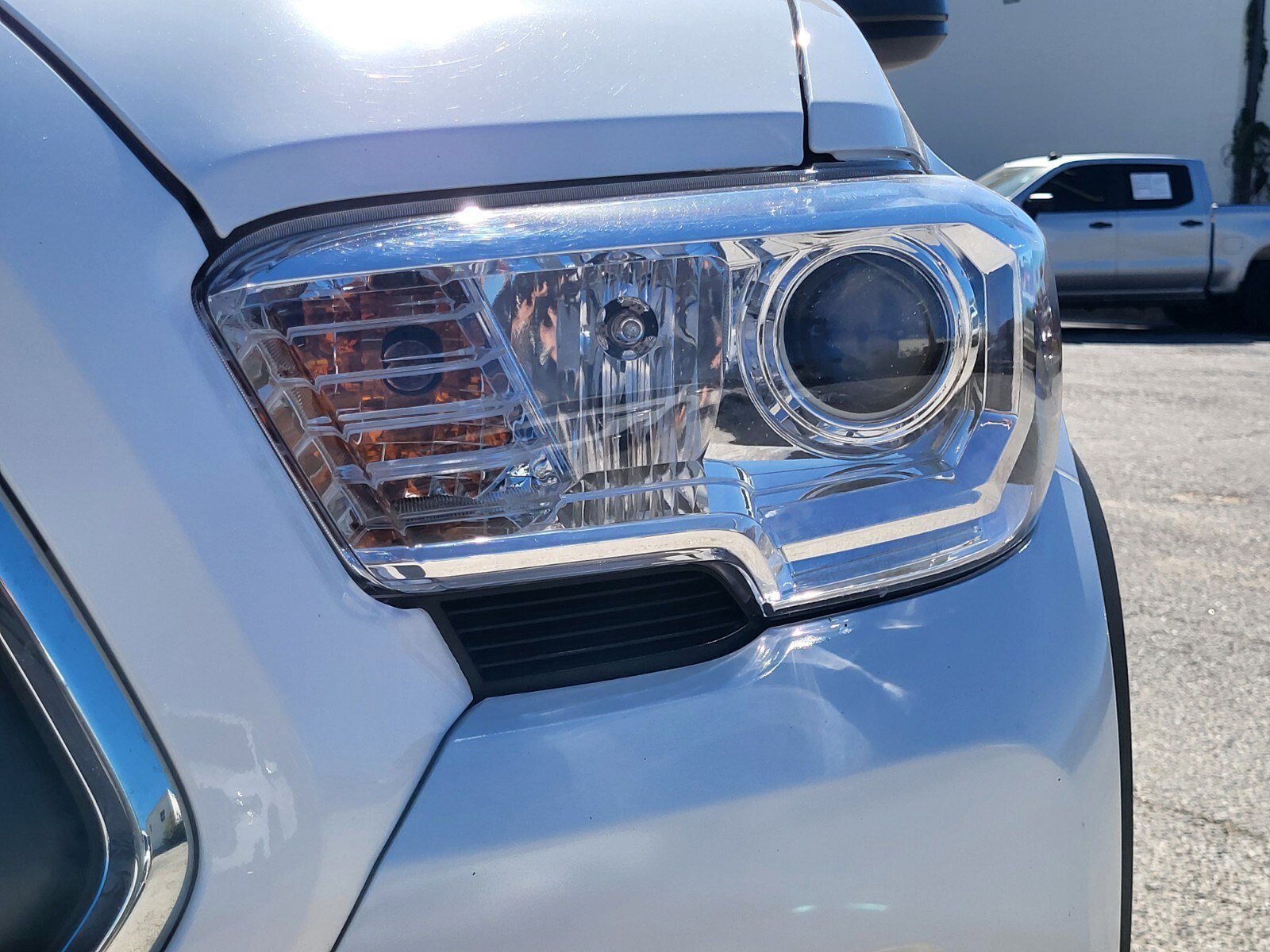 Used 2023 Toyota Tacoma SR5 image 11