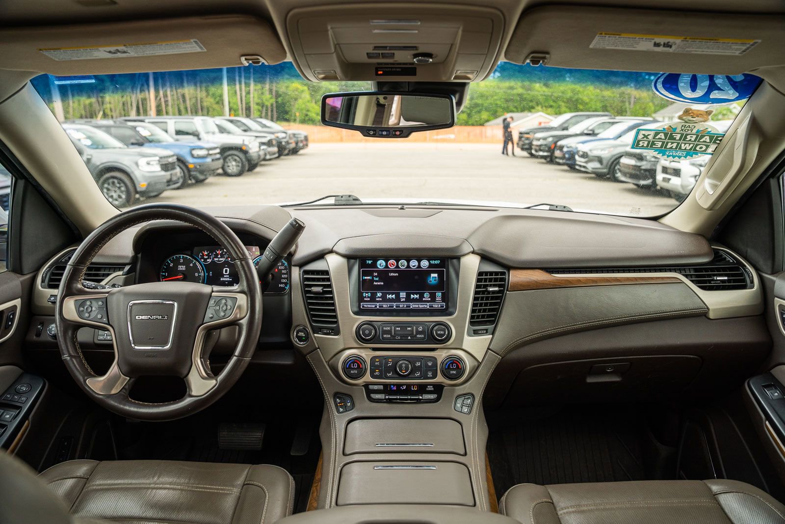 Used 2020 GMC Yukon XL Denali w/ Open Road Package RWD image 33