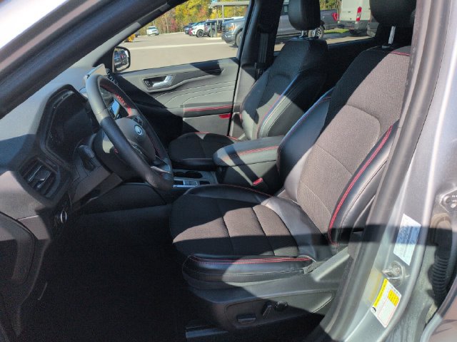 Certified 2023 Ford Escape ST-Line Select AWD/4WD image 27