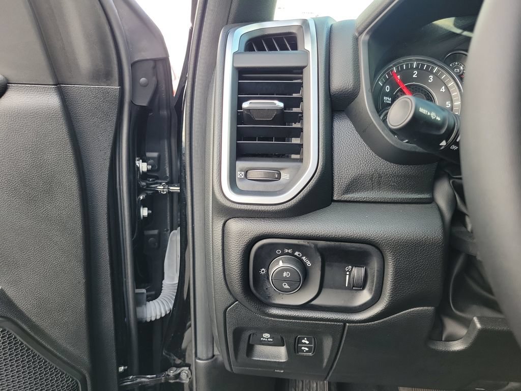 Used 2025 RAM 1500 Big Horn AWD/4WD image 22