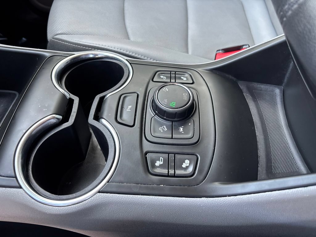 Used 2023 GMC Terrain SLT w/ Tech Package AWD/4WD image 24