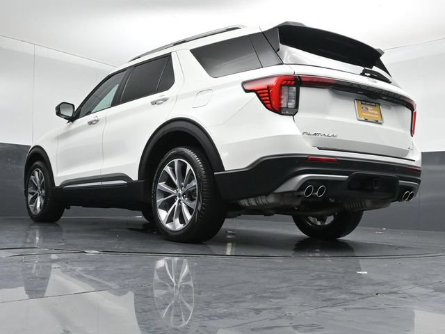 Certified 2025 Ford Explorer Platinum w/ Ultimate Package AWD/4WD image 44
