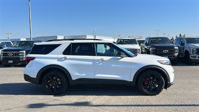 Certified 2024 Ford Explorer ST w/ Equipment Group 401A AWD/4WD image 2