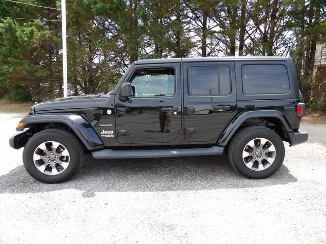 Used 2019 Jeep Wrangler Unlimited Sahara w/ Cold Weather Group AWD/4WD image 2