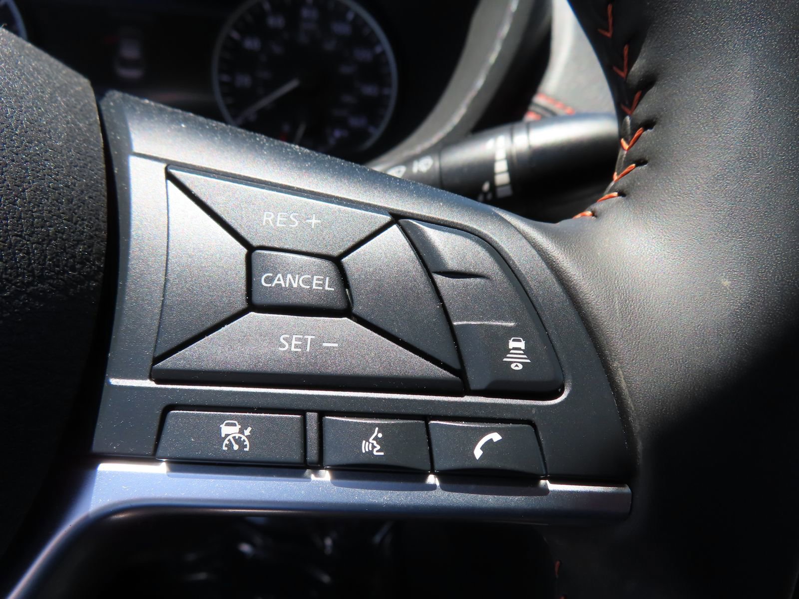 Used 2025 Nissan Sentra SR w/ Midnight Edition FWD image 20