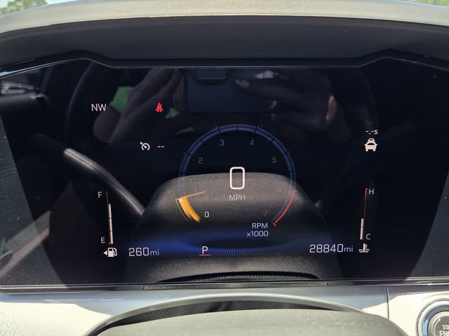 Used 2024 Chevrolet Trax LT w/ LT Convenience Package FWD image 19