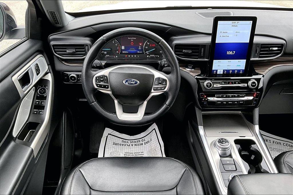 Certified 2023 Ford Explorer Limited w/ Limited Technology Package AWD/4WD image 5