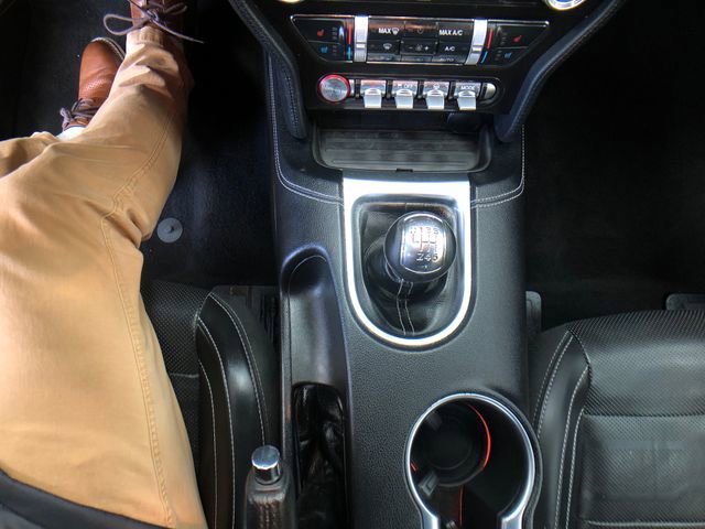 Certified 2022 Ford Mustang Premium w/ 2.3L High Performance Package RWD image 20