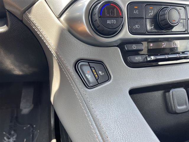 Used 2020 Chevrolet Suburban LT AWD/4WD image 31