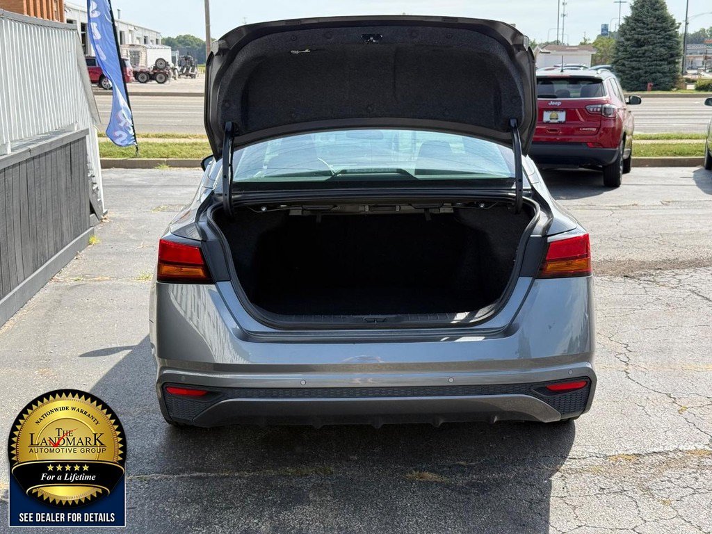 Used 2025 Nissan Altima 2.5 SV FWD image 18