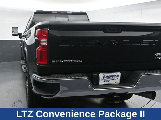 Used 2022 Chevrolet Silverado 2500 LTZ w/ LTZ Plus Package AWD/4WD image 10