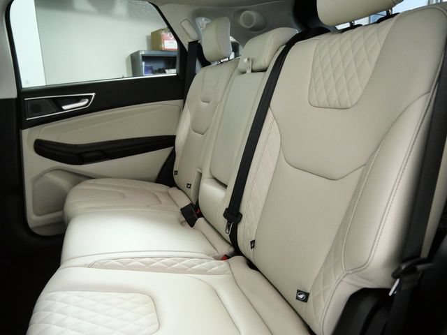 Certified 2023 Ford Edge Titanium AWD/4WD image 15