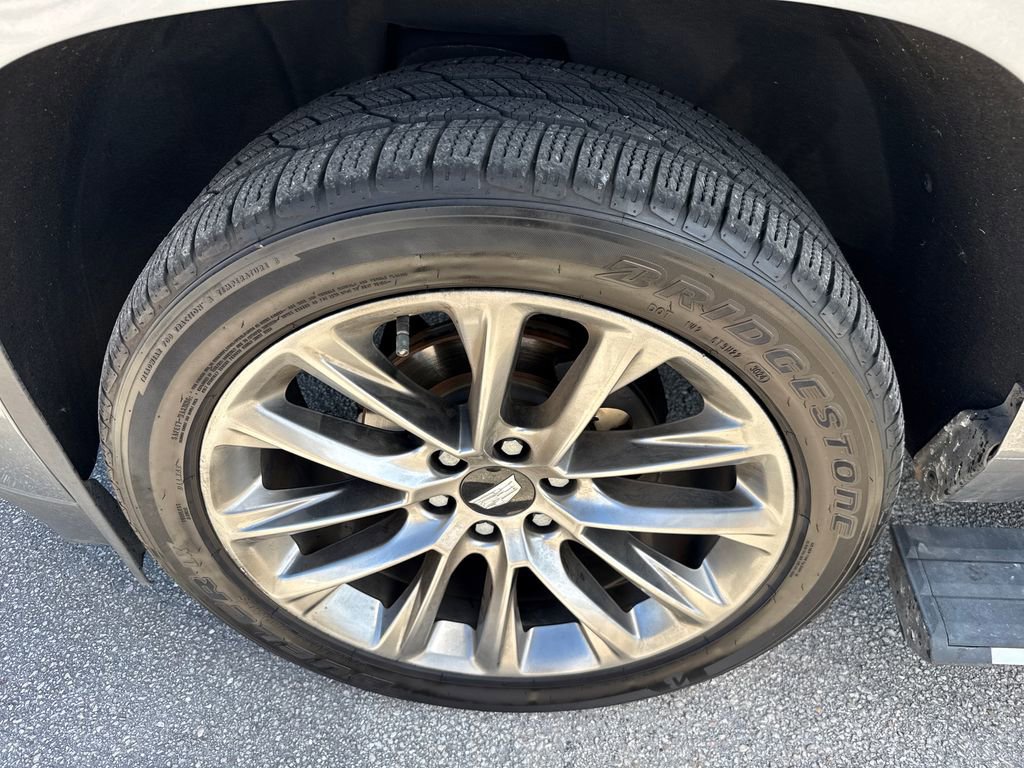 Used 2020 Cadillac Escalade ESV Platinum w/ Escalade Sport Edition image 13