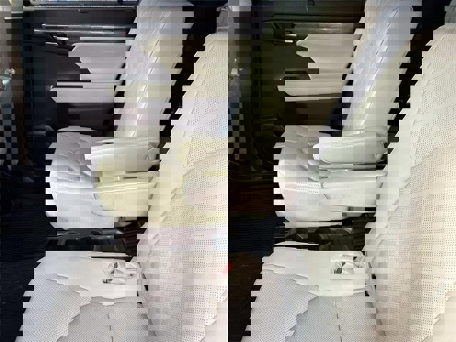 Used 2020 Toyota Highlander Platinum image 20