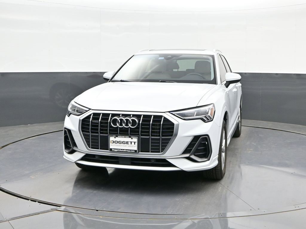 Used 2023 Audi Q3 2.0T Premium Plus w/ Premium Plus Package image 28