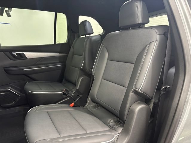 Used 2025 Buick Enclave Preferred w/ Power Package AWD/4WD image 9