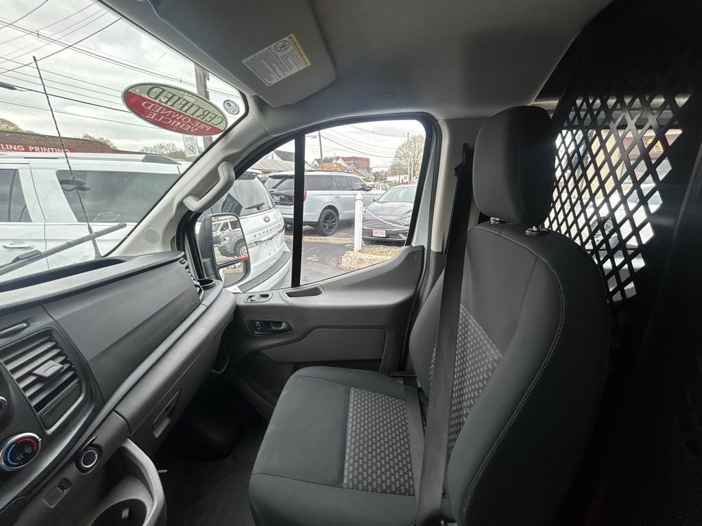 Certified 2024 Ford Transit 250 Low Roof w/ Exterior Upgrade Package image 25