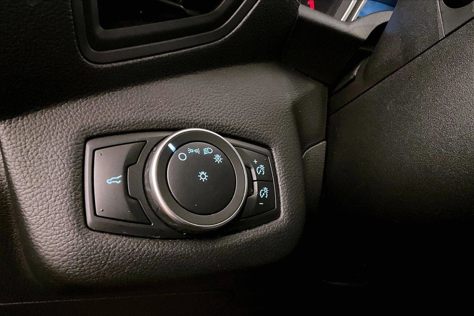 Certified 2019 Ford Escape S image 30