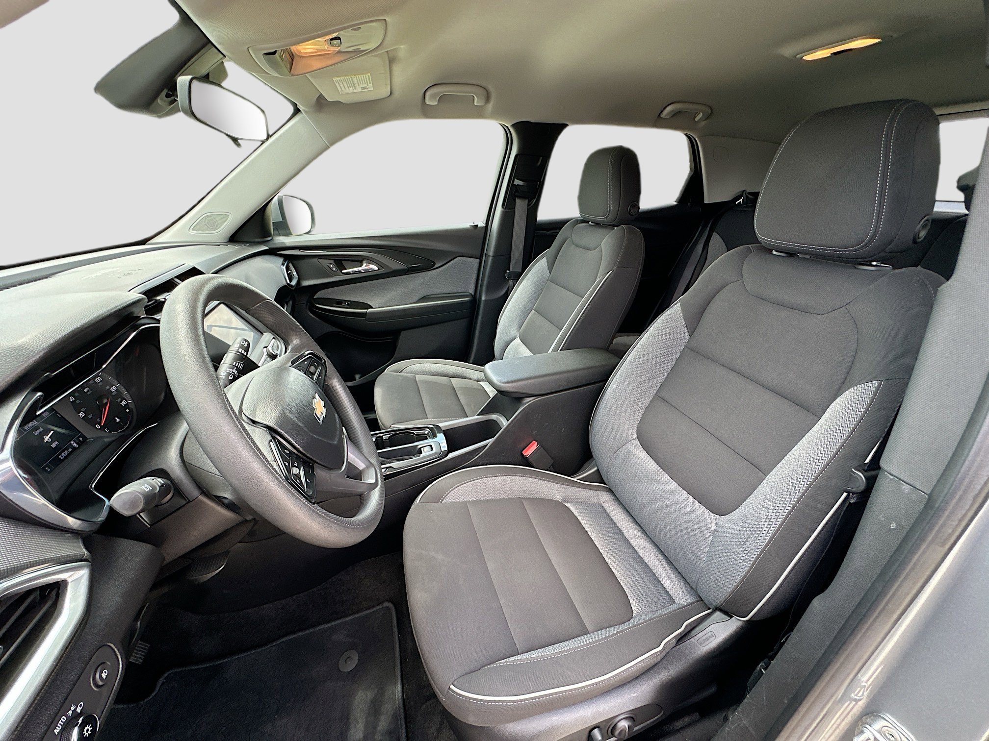 Used 2023 Chevrolet TrailBlazer LT FWD image 20