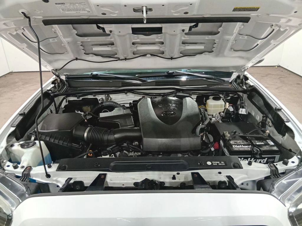 Used 2017 Toyota Tacoma TRD Pro AWD/4WD image 11