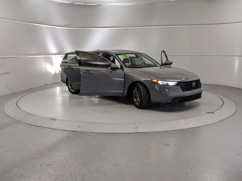Used 2023 Honda Accord EX-L image 7