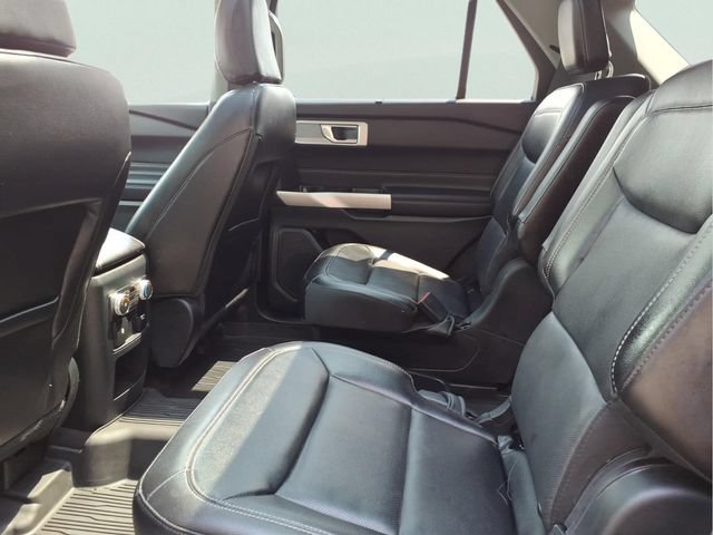 Certified 2021 Ford Explorer Limited w/ Equipment Group 301A AWD/4WD image 10