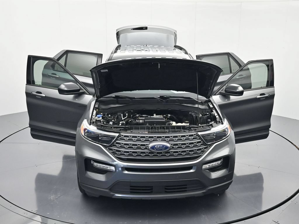 Certified 2023 Ford Explorer XLT w/ Equipment Group 202A RWD image 46