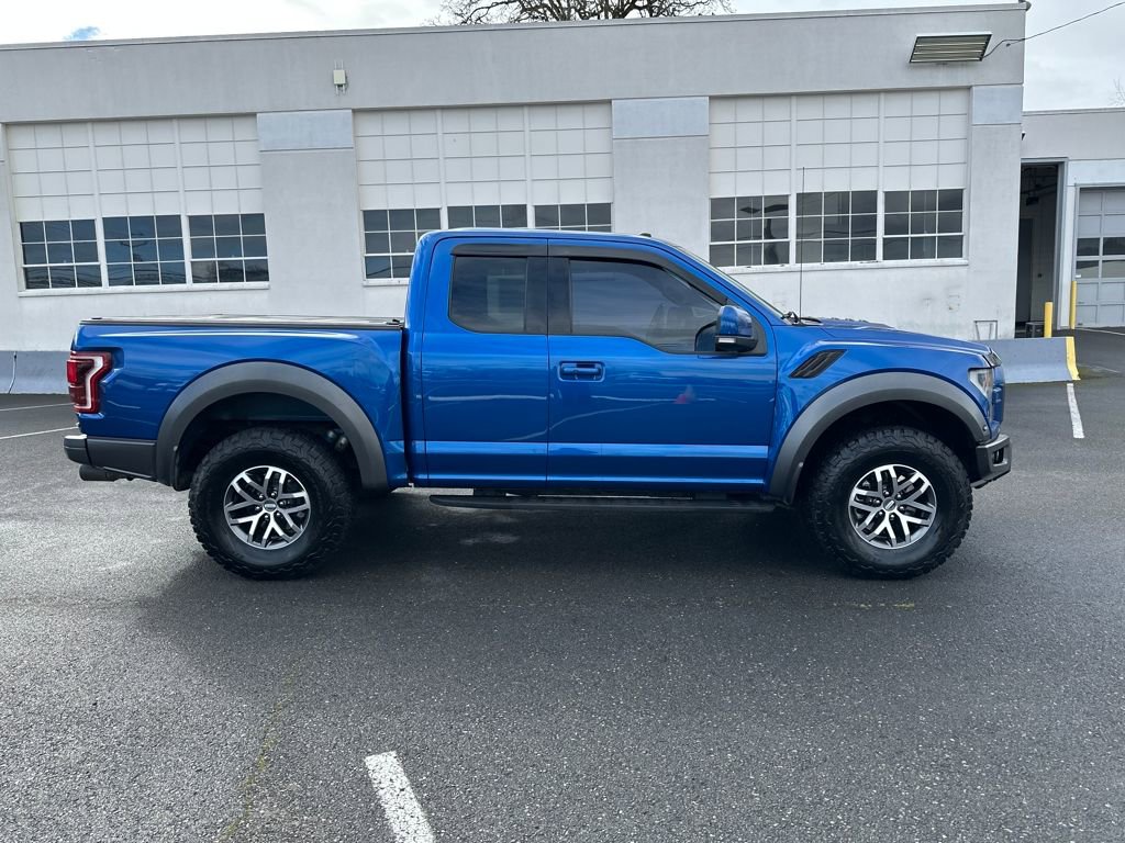 Certified 2018 Ford F150 Raptor w/ Equipment Group 802A Luxury image 8