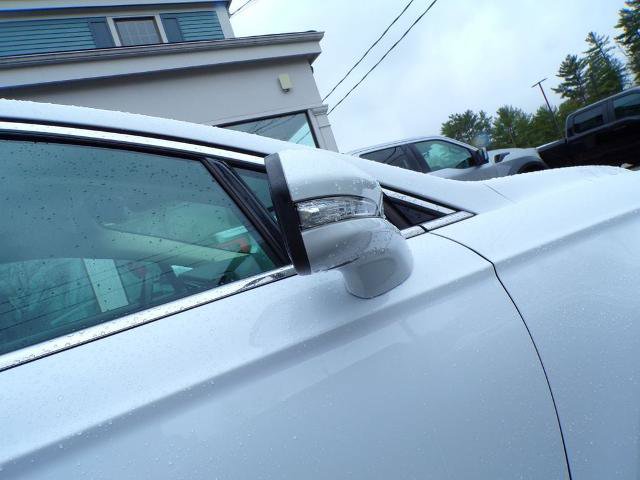 Certified 2020 Ford Fusion Energi Titanium FWD image 11