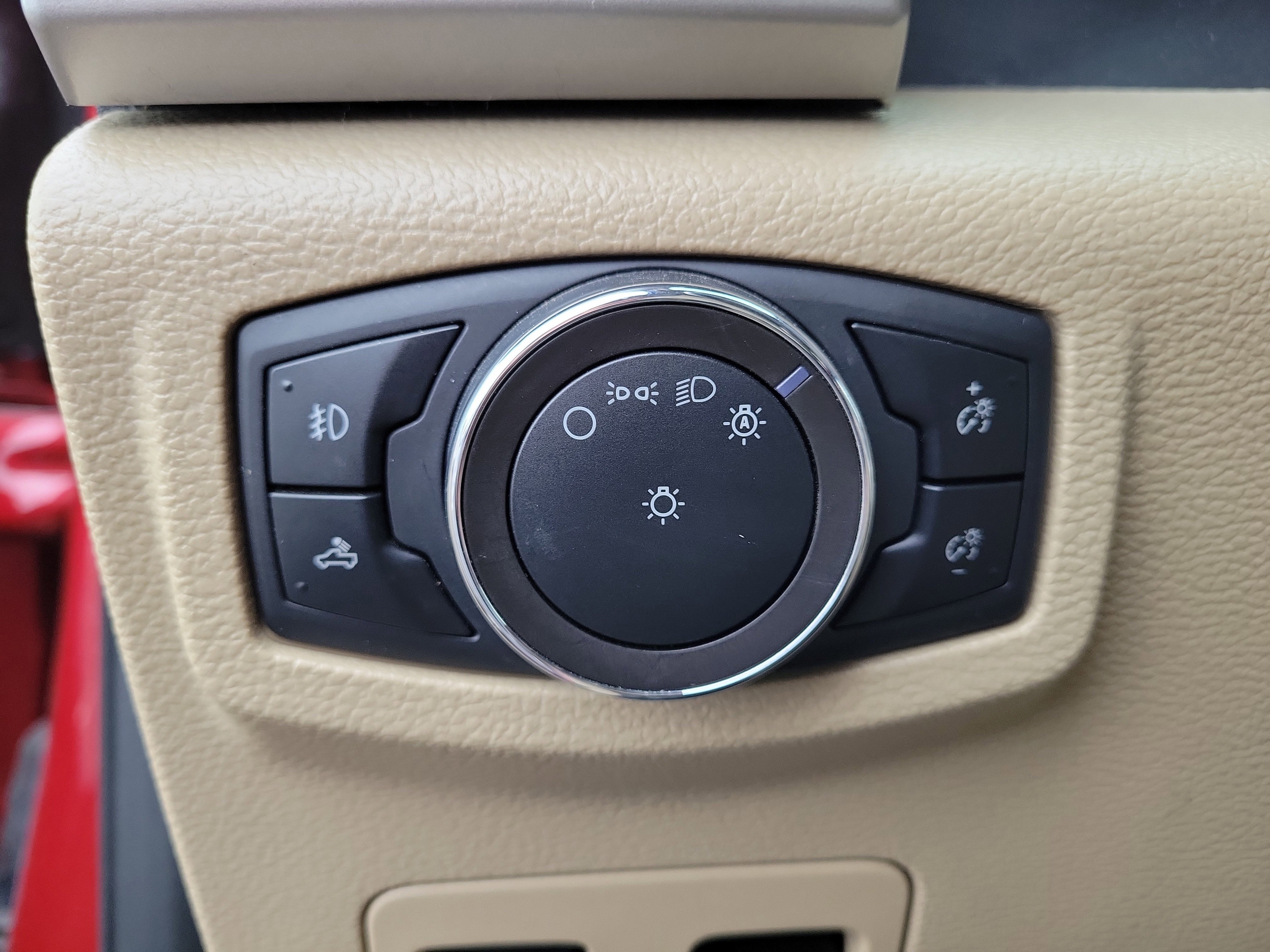 Certified 2020 Ford F150 Lariat w/ Equipment Group 502A Luxury image 19