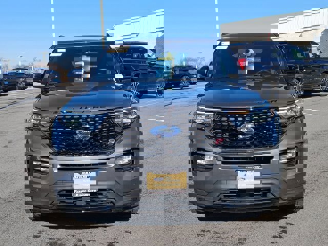 Certified 2022 Ford Explorer ST w/ Equipment Group 401A image 8