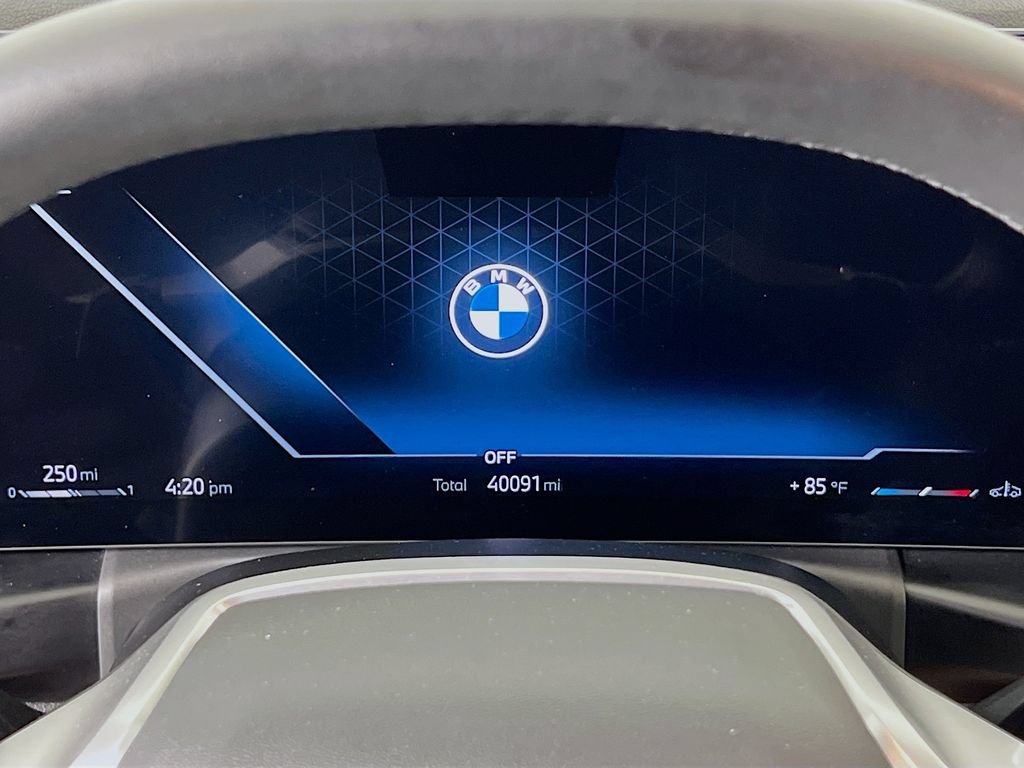 Used 2025 BMW 330i xDrive Sedan AWD/4WD image 15