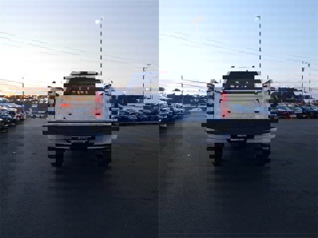 Certified 2022 Ford F150 XLT w/ Equipment Group 302A High image 5