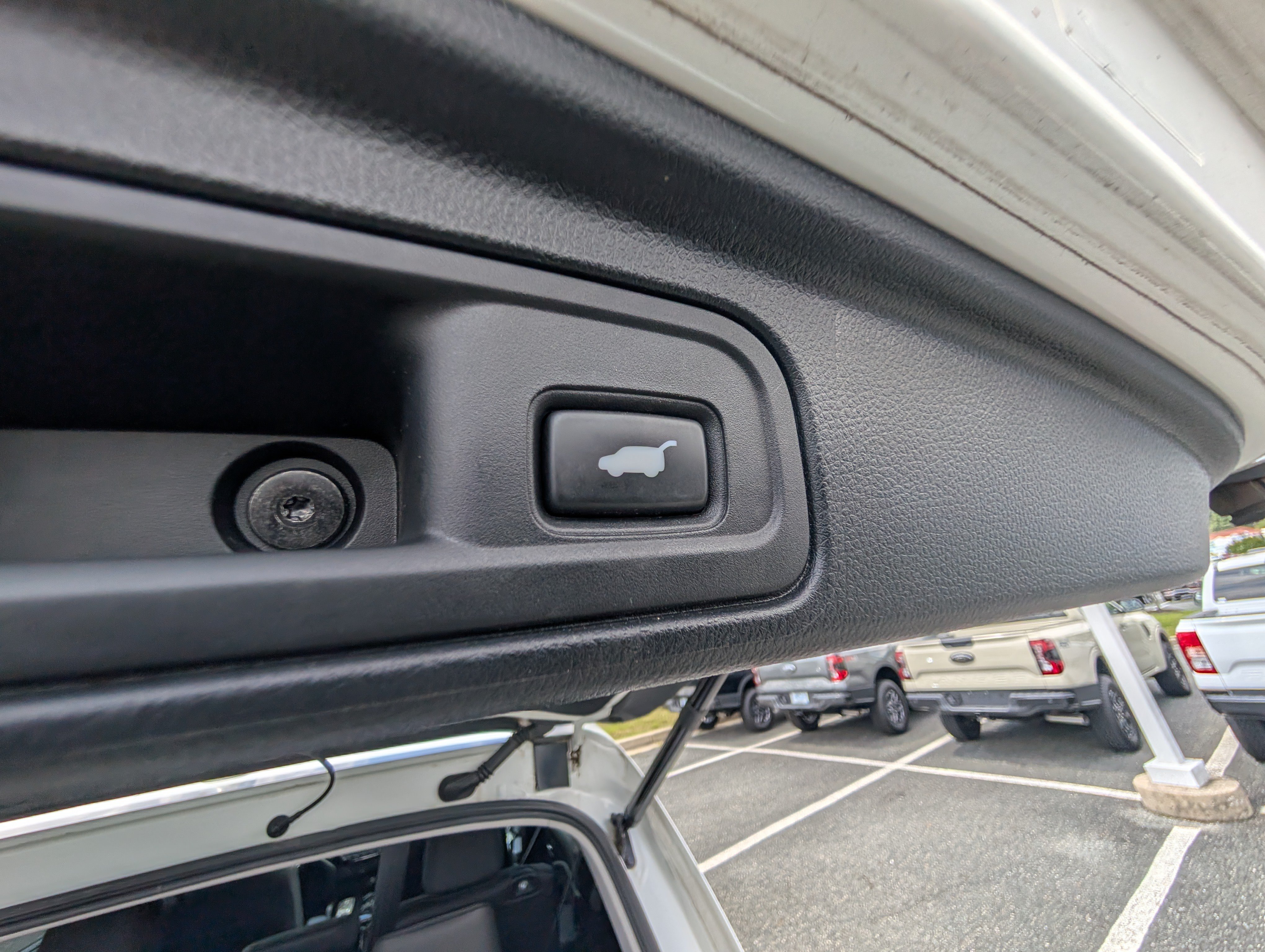 Used 2021 Honda Pilot Touring image 14