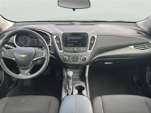 Used 2025 Chevrolet Malibu LT FWD image 18