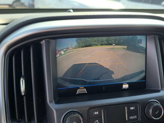 Used 2021 Chevrolet Colorado LT w/ Safety Package RWD image 22