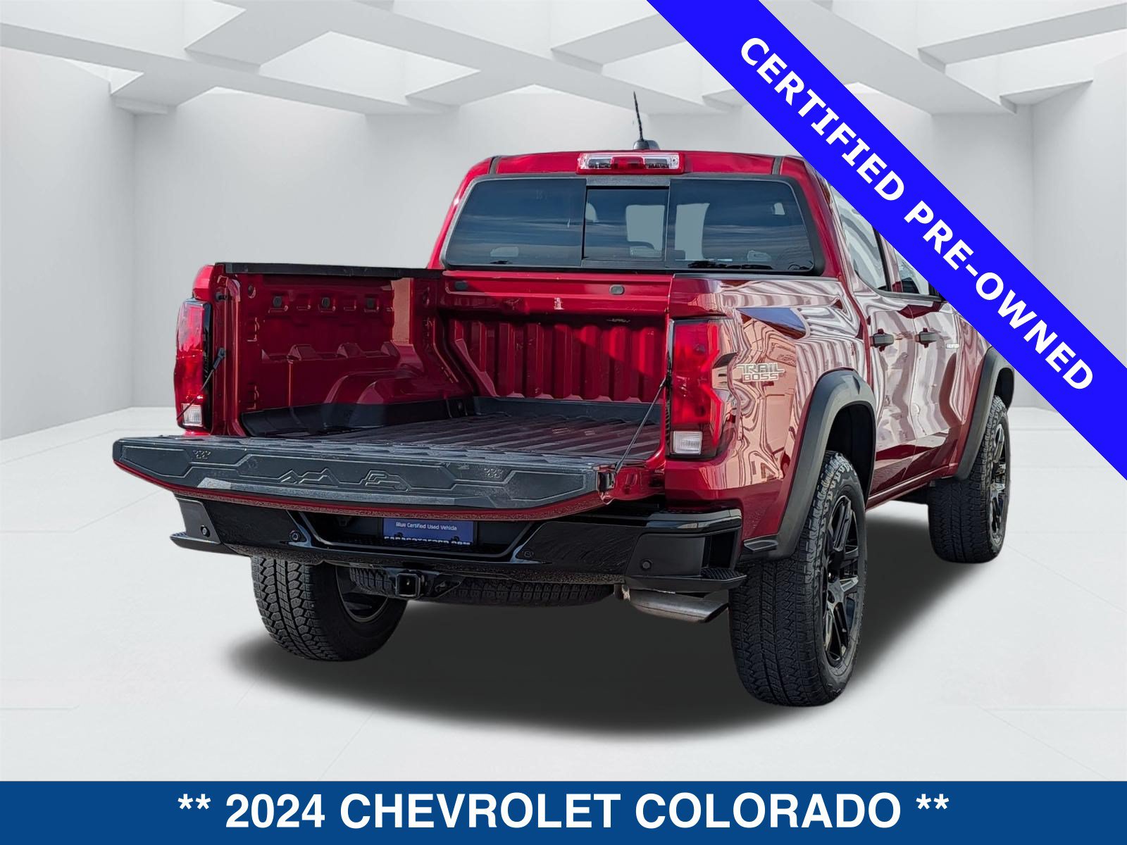 Used 2024 Chevrolet Colorado Trail Boss w/ Technology Package AWD/4WD image 14