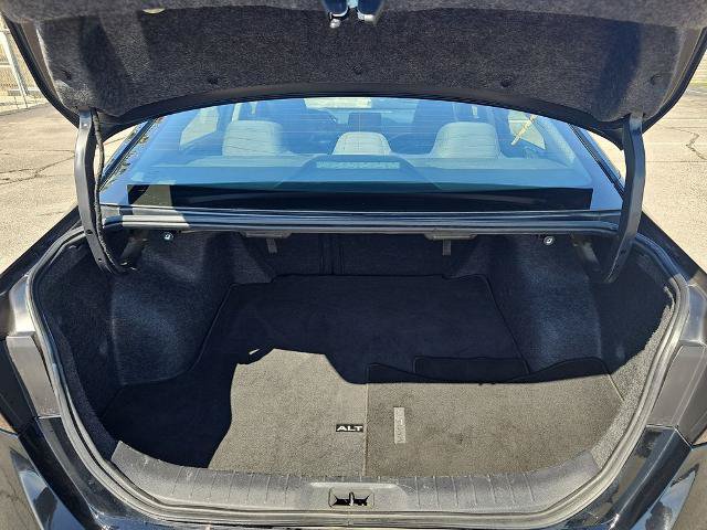 Used 2024 Nissan Altima 2.5 SV FWD image 12