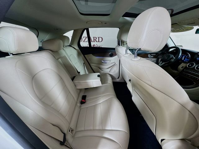 Used 2020 Mercedes-Benz GLC 300 image 31