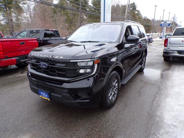 Certified 2025 Ford Expedition Active AWD/4WD image 3