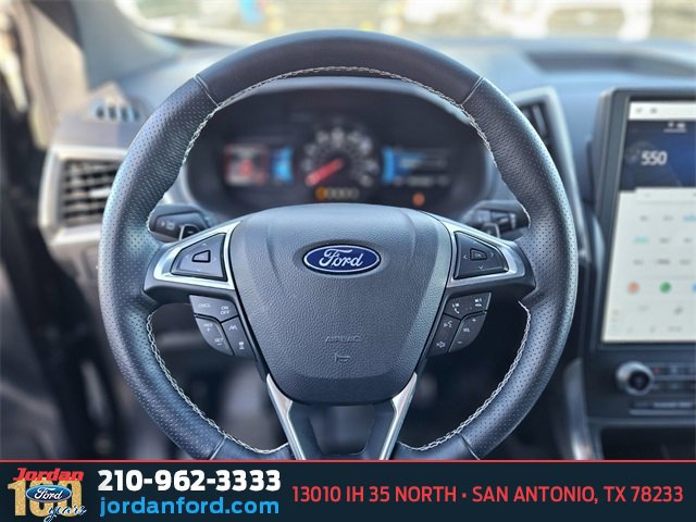 Certified 2022 Ford Edge ST image 26
