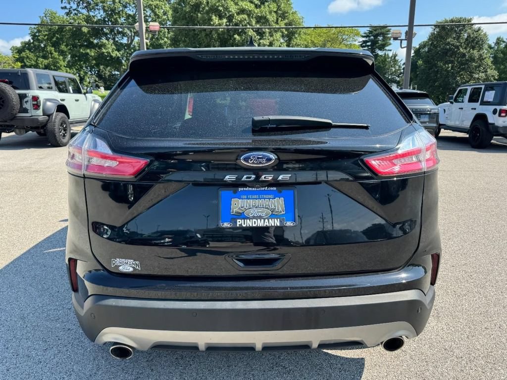 Certified 2024 Ford Edge Titanium AWD/4WD image 4