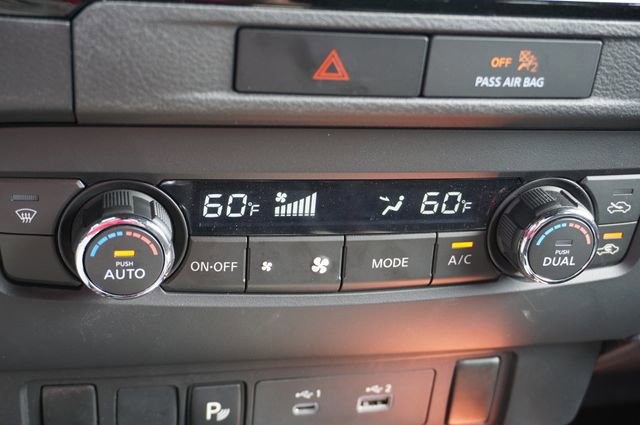 Used 2023 Nissan Frontier Pro-X w/ Technology Package image 28
