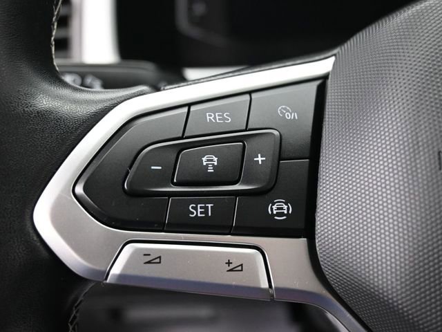 Used 2022 Volkswagen Atlas SE w/ Panoramic Sunroof Package image 17